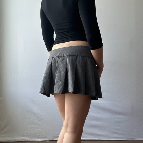 Grey Seduction Mini Skirt - Picture 3 of 5